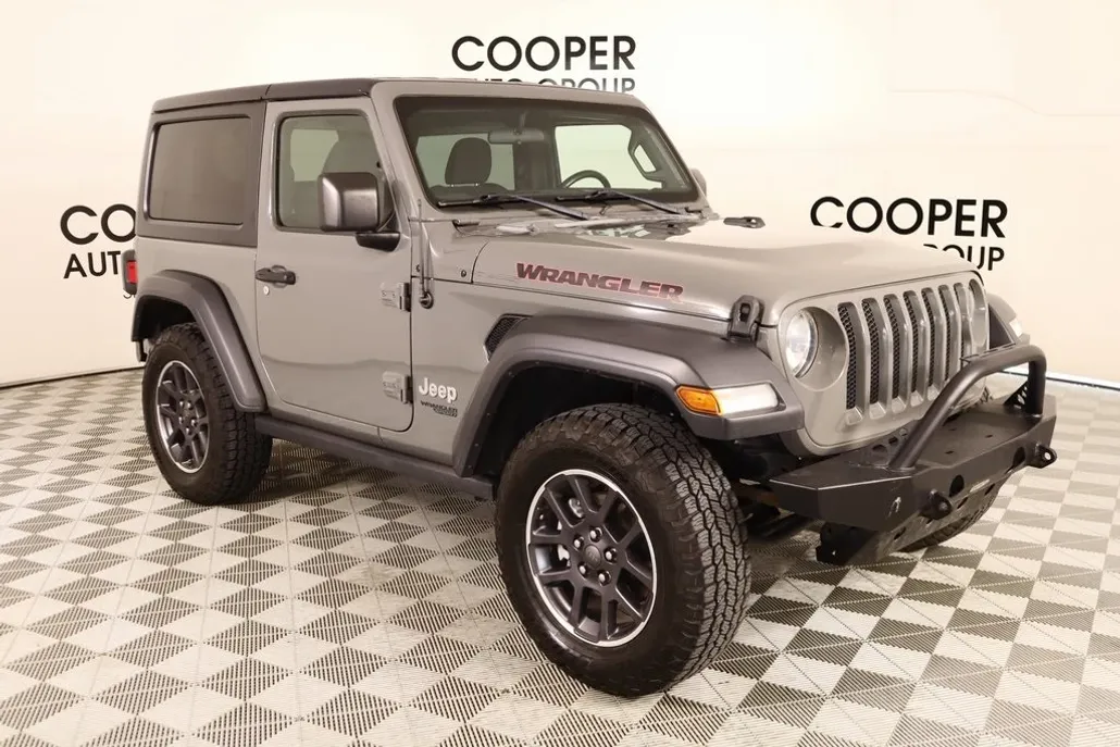 2020 Jeep Wrangler Sport S photo 1