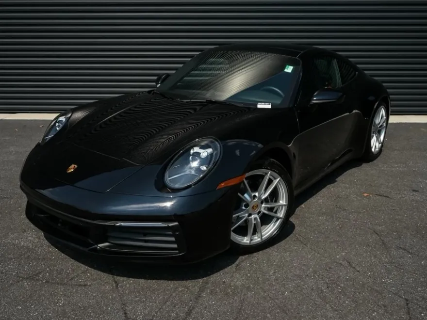 2022 Porsche 911 Coupe photo 1