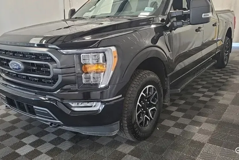 2022 Ford F-150 XLT photo 1