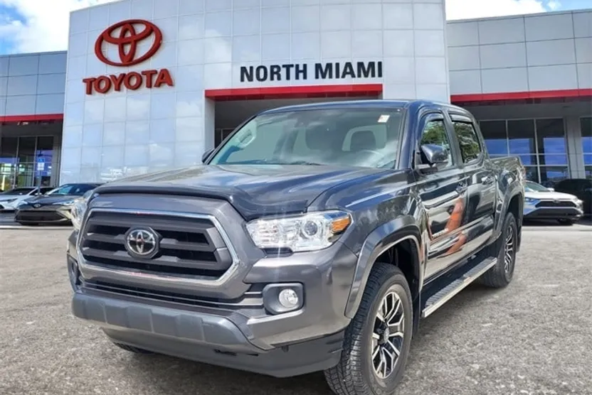 2022 Toyota Tacoma SR5 photo 1
