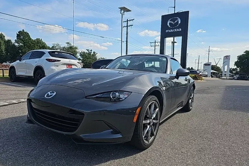 2023 Mazda MX-5 Miata RF Miata Grand Touring photo 1