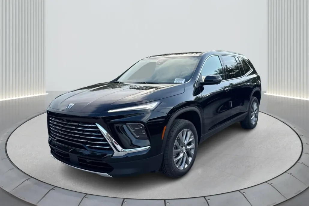 2026 Buick Enclave Preferred photo 1