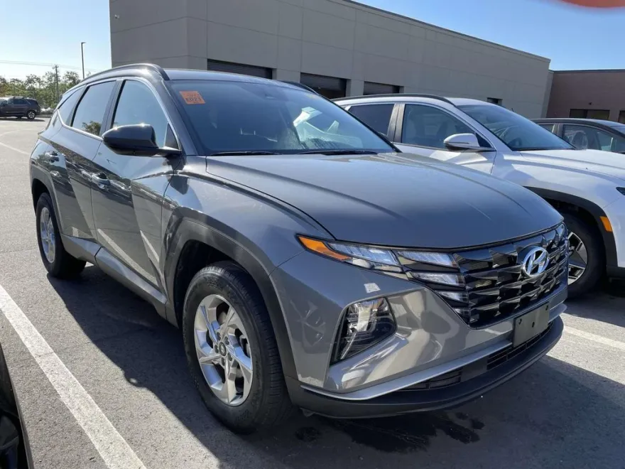 2024 Hyundai Tucson SEL photo 1