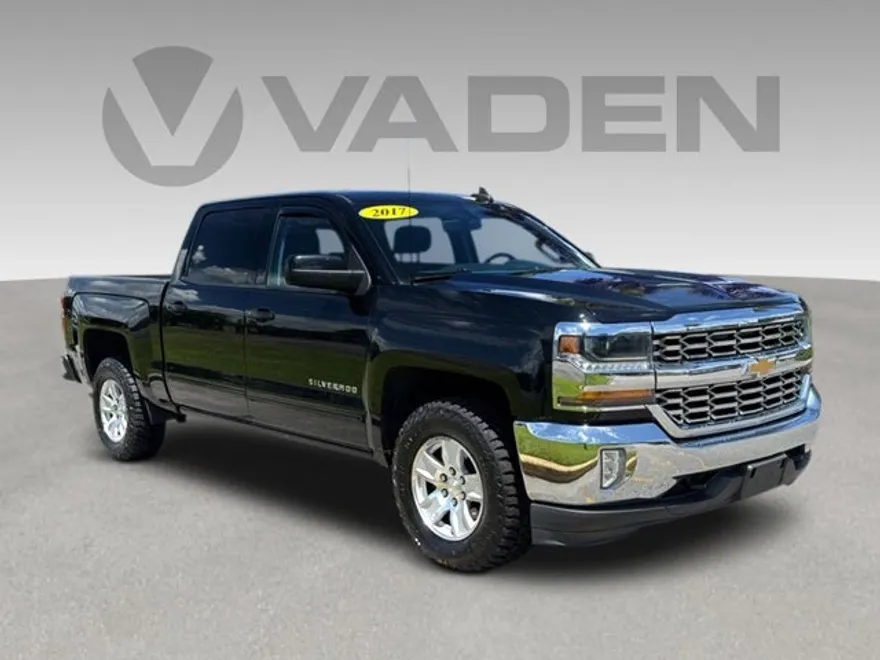 2017 Chevrolet Silverado 1500 LT photo 1