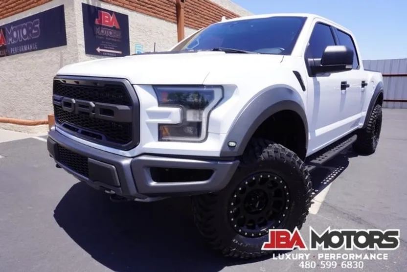 2020 Ford F-150 Raptor SVT photo 1