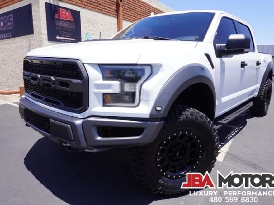 2020 Ford F-150 Raptor SVT photo 1