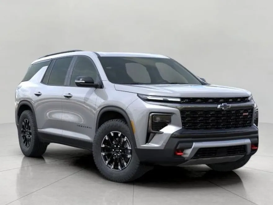 2025 Chevrolet Traverse Z71 photo 1