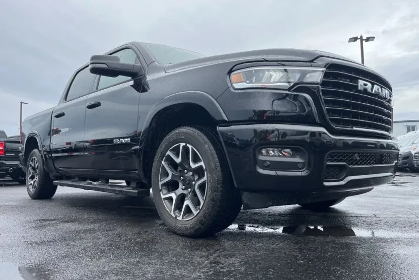 2025 Ram 1500 Laramie photo 1