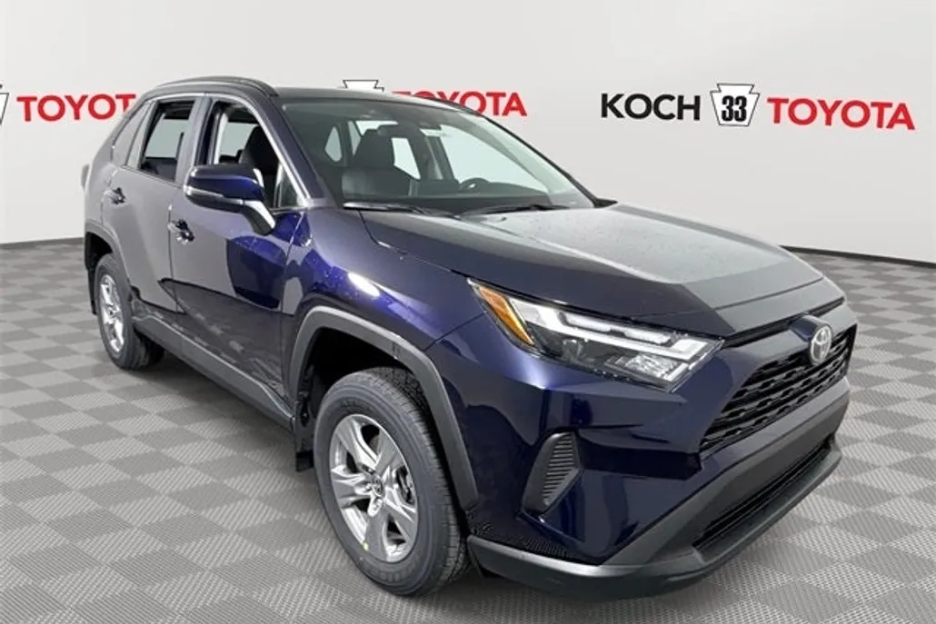 2025 Toyota RAV4 XLE photo 1