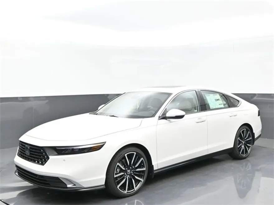 2025 Honda Accord Hybrid Touring photo 1