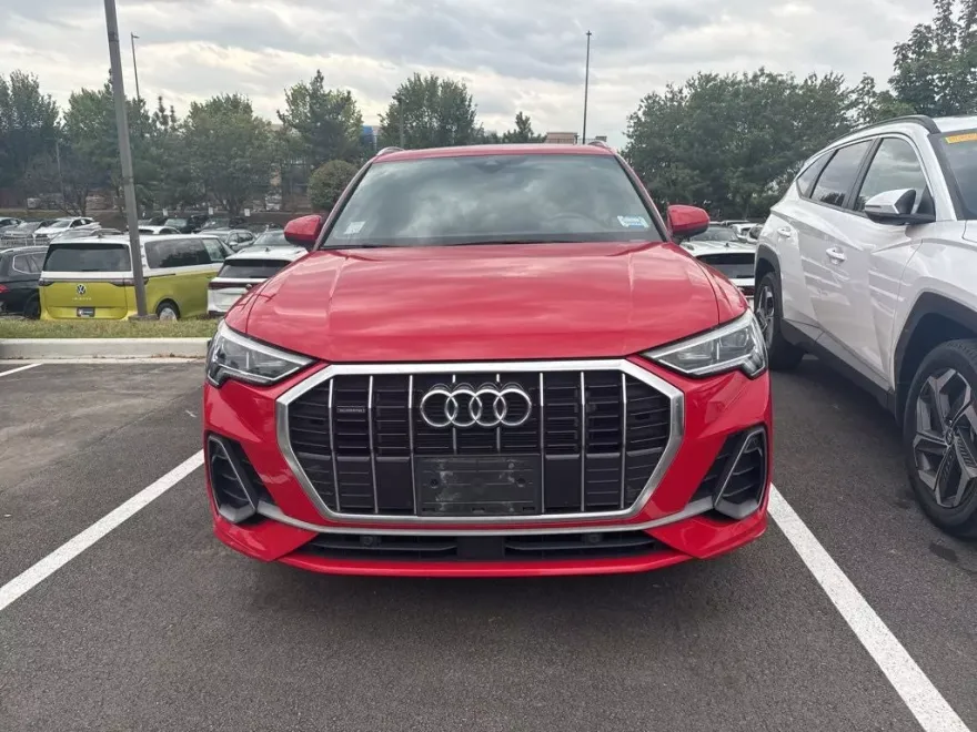 2023 Audi Q3 Premium S line photo 1