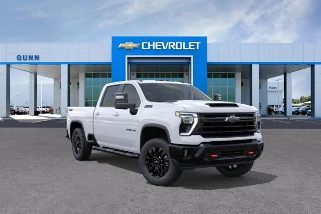 2025 Chevrolet Silverado 2500HD LT photo 1