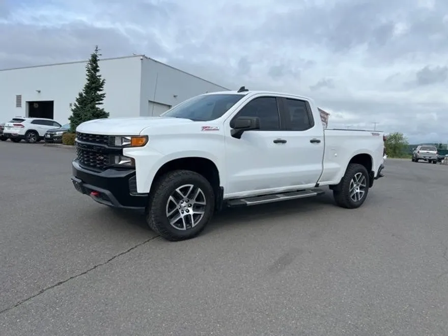 2019 Chevrolet Silverado 1500 Custom Trail Boss photo 1