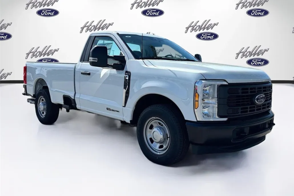 2025 Ford F-350 XL photo 1