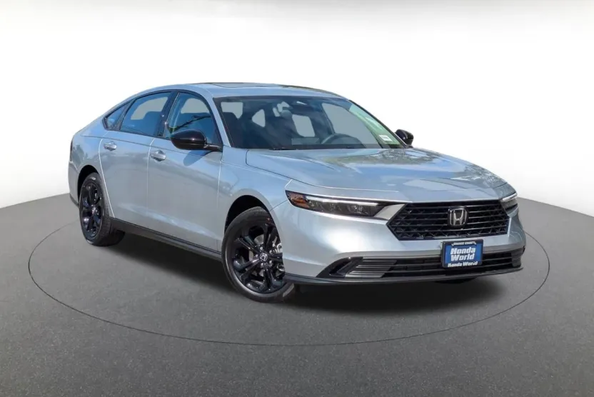 2025 Honda Accord 1.5T SE photo 1