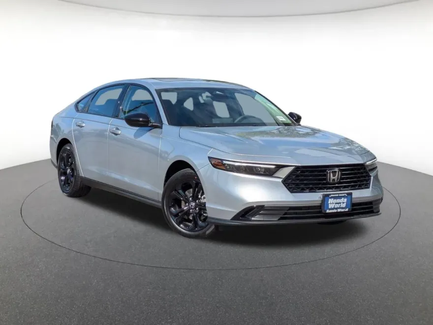 2025 Honda Accord 1.5T SE photo 1