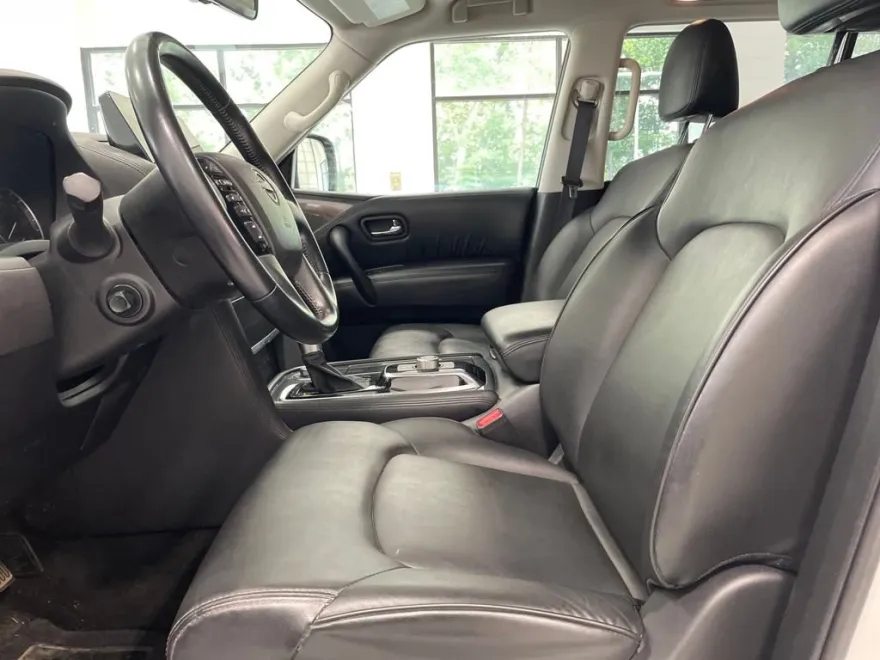 2021 Nissan Armada SV photo 1