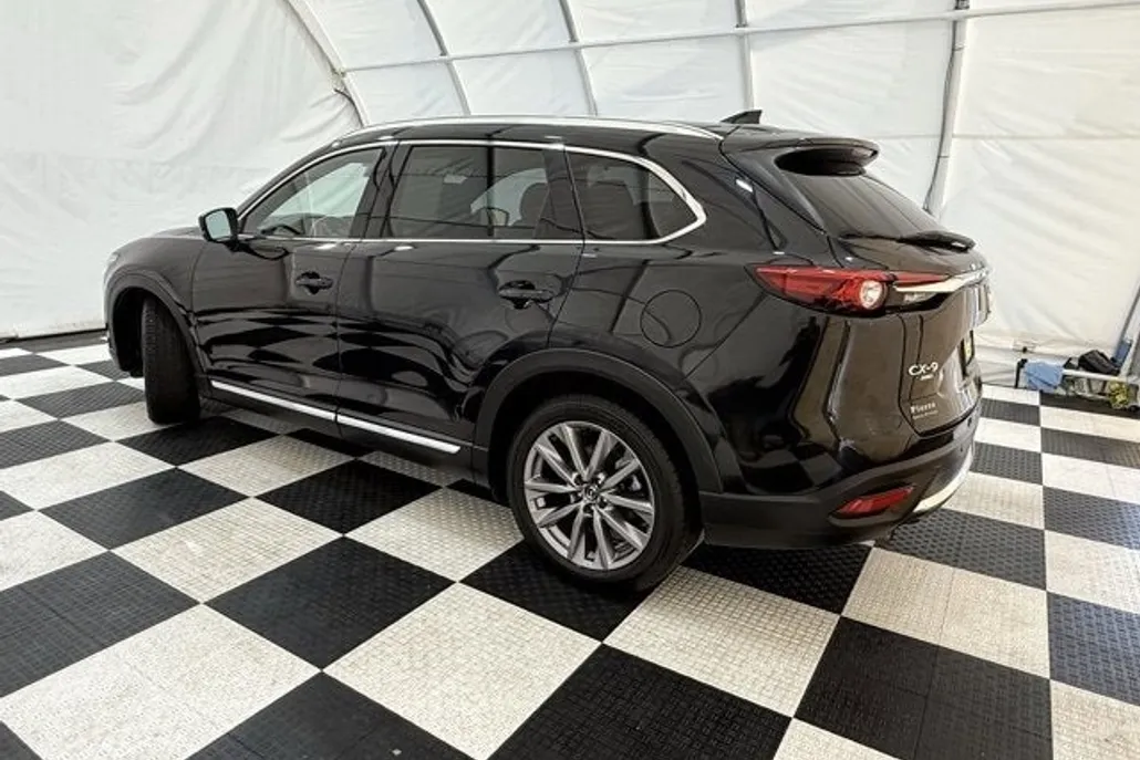 2023 Mazda CX-9 Grand Touring photo 1