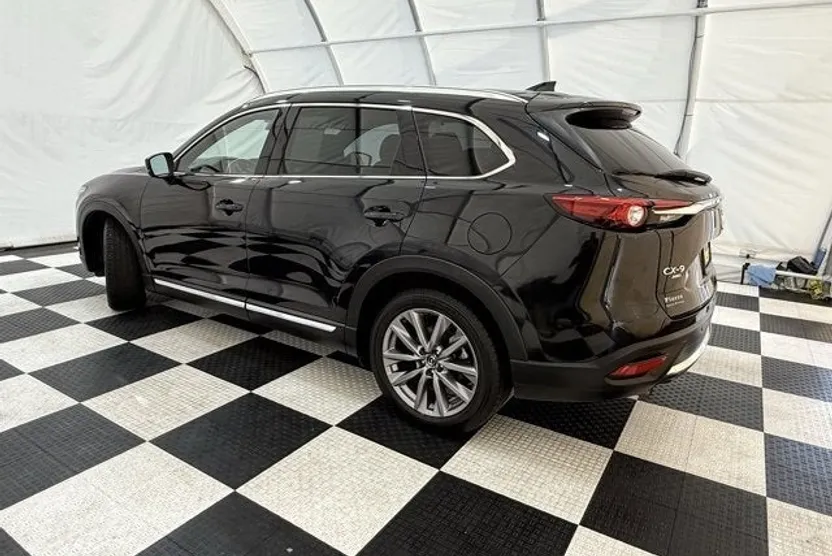2023 Mazda CX-9 Grand Touring photo 1