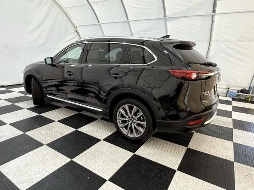 2023 Mazda CX-9 Grand Touring photo 1