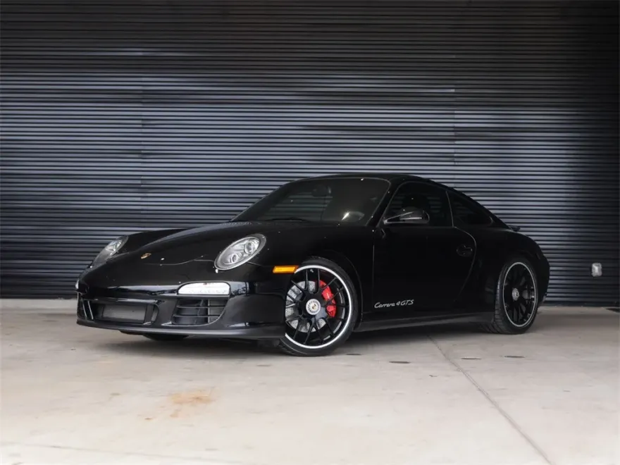 2012 Porsche 911 4 GTS photo 1