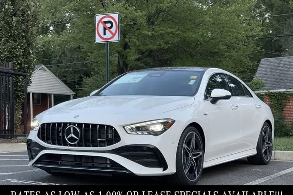 2025 Mercedes Benz CLA 35 AMG 4MATIC photo 1