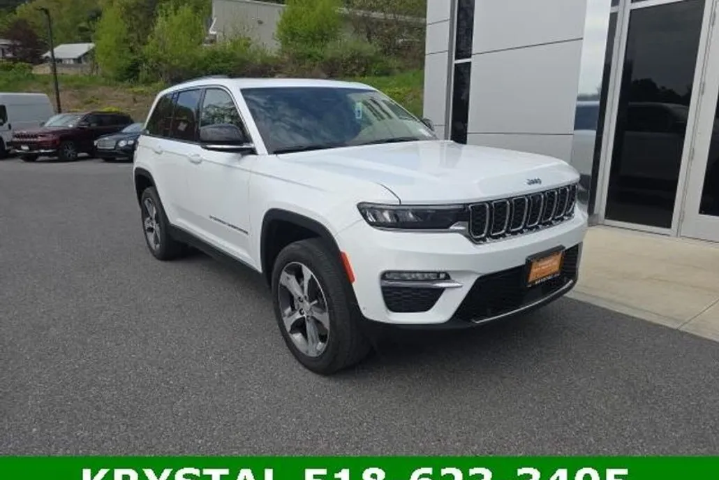 2022 Jeep Grand Cherokee Limited 4xe photo 1