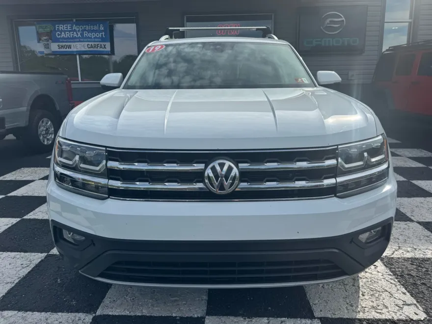 2019 Volkswagen Atlas V6 SE Technology photo 1