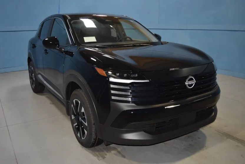 2025 Nissan Kicks SV photo 1