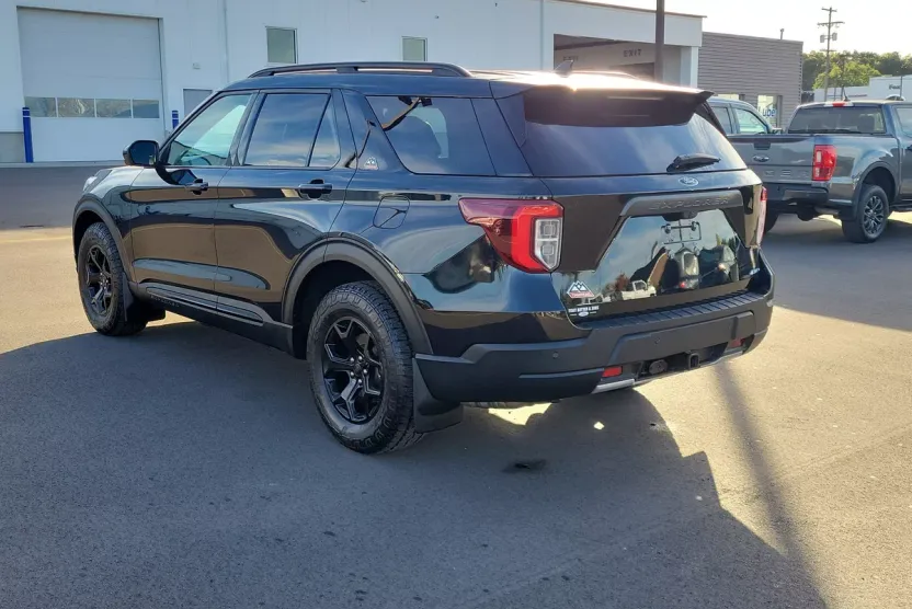 2023 Ford Explorer Timberline photo 1