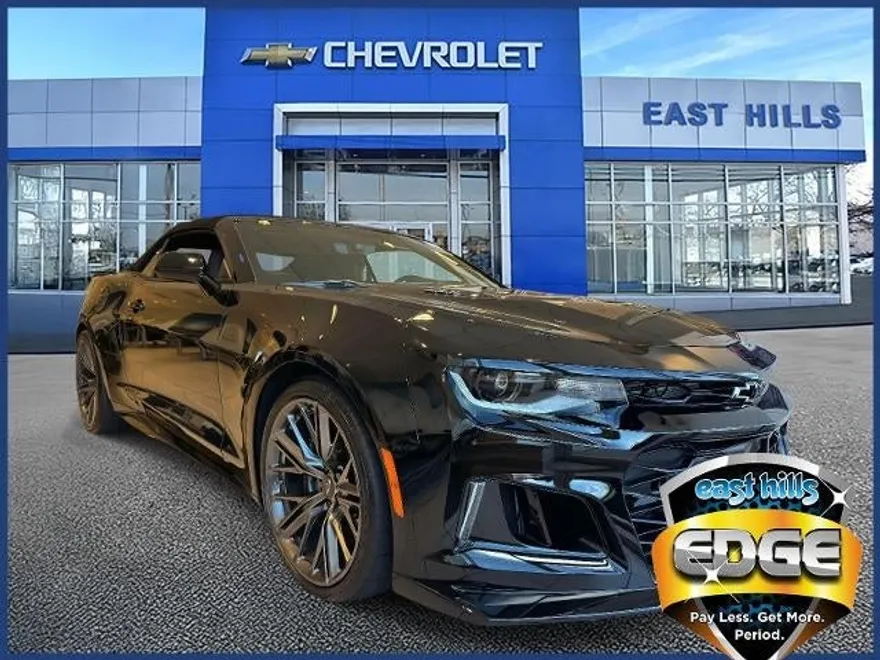 2024 Chevrolet Camaro ZL1 photo 1