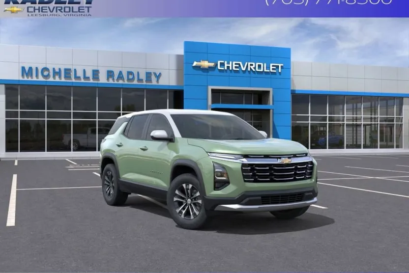 2026 Chevrolet Equinox LT photo 1
