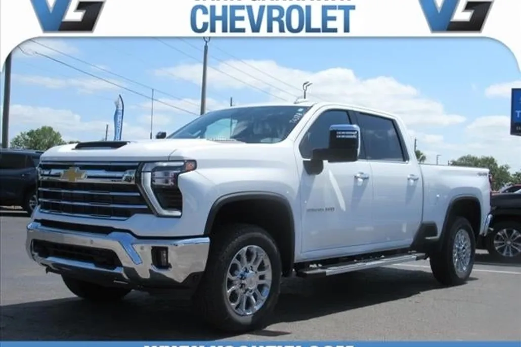 2025 Chevrolet Silverado LTZ photo 1