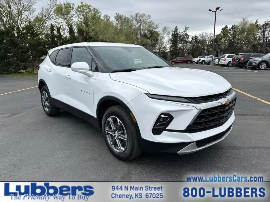 2025 Chevrolet Blazer 2LT photo 1