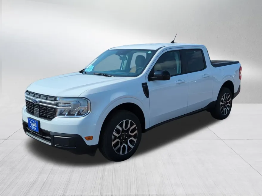 2024 Ford Maverick Lariat photo 1