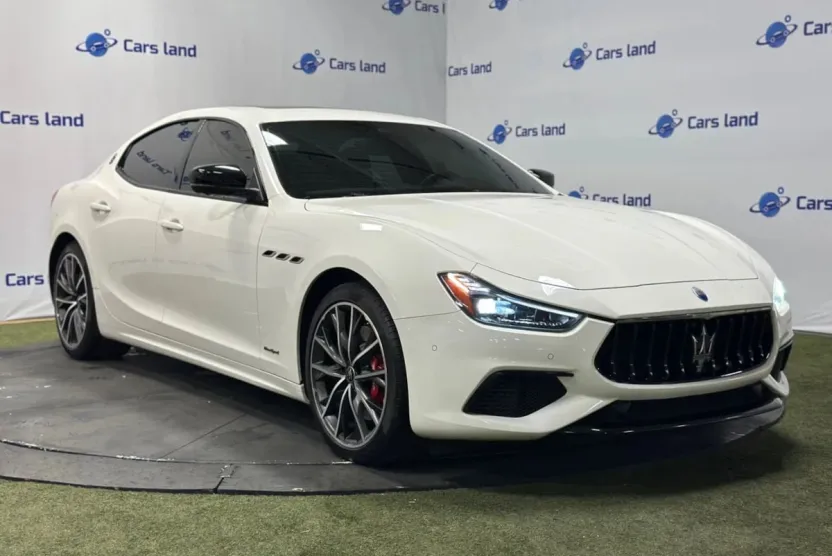 2021 Maserati Ghibli Q4 GranSport photo 1
