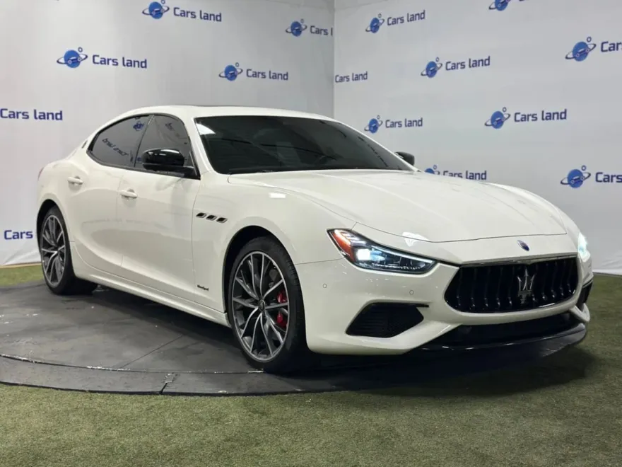 2021 Maserati Ghibli Q4 GranSport photo 1