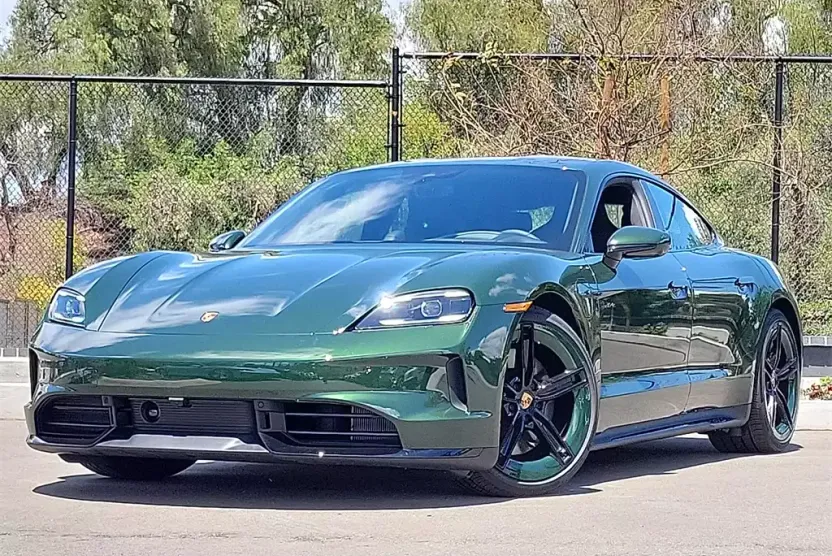 2025 Porsche Taycan GTS photo 1