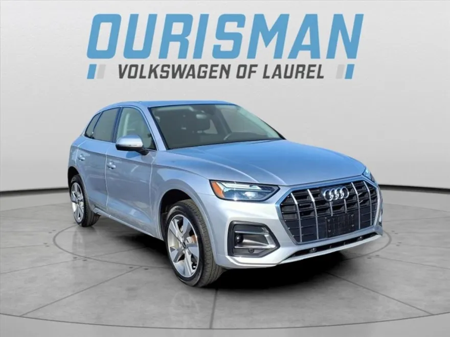 2022 Audi Q5 40 Premium Plus photo 1