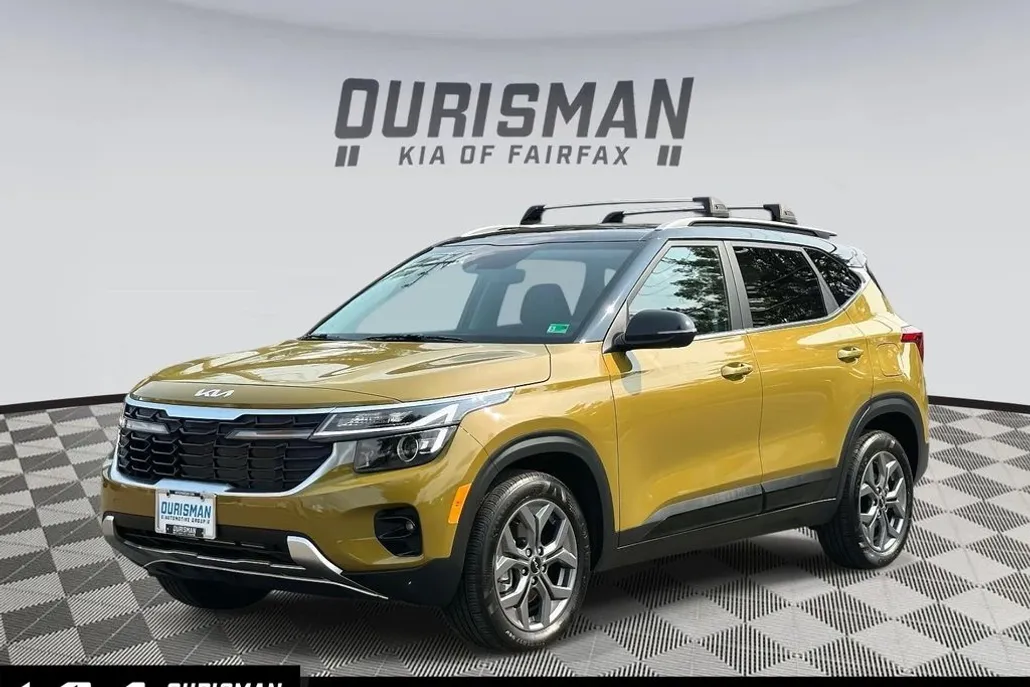 2024 Kia Seltos S photo 1