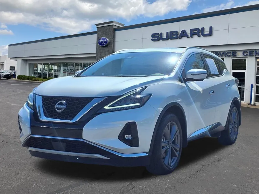 2023 Nissan Murano Platinum photo 1