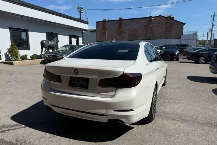 2018 Bmw 540i Sedan photo 1