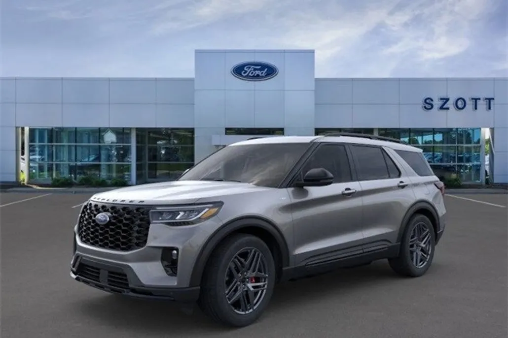 2025 Ford Explorer ST-Line photo 1
