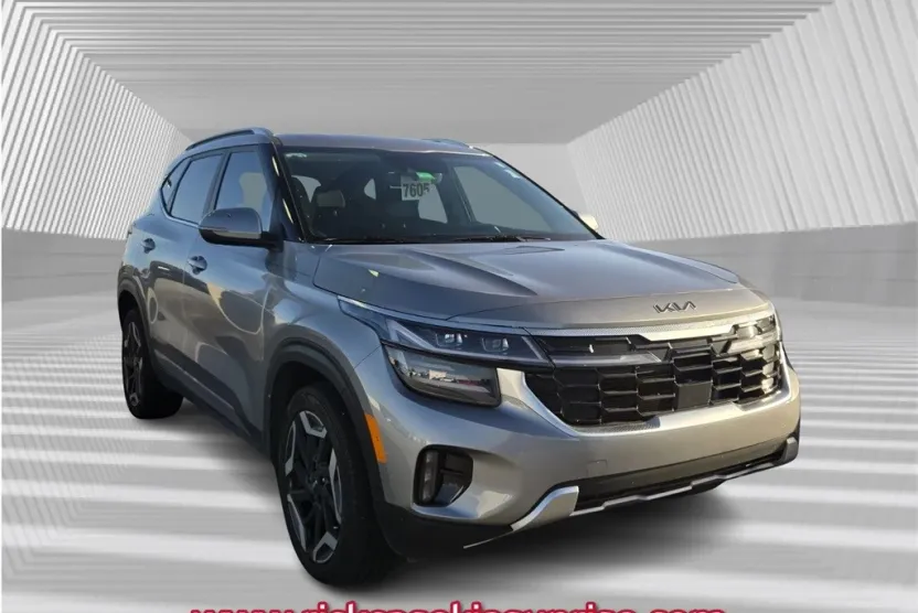 2024 Kia Seltos SX photo 1