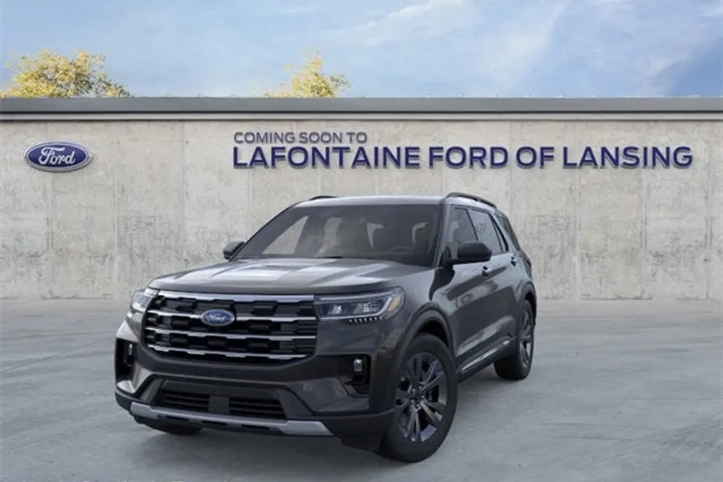 2025 Ford Explorer photo 1