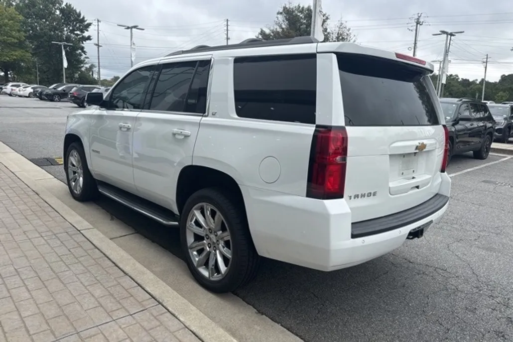 2018 Chevrolet Tahoe LT photo 1