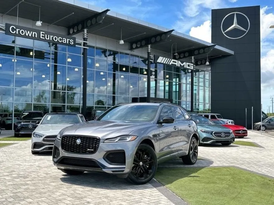 2024 Jaguar F-PACE P400 R-Dynamic S photo 1