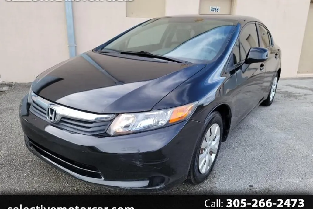 2012 Honda Civic LX photo 1