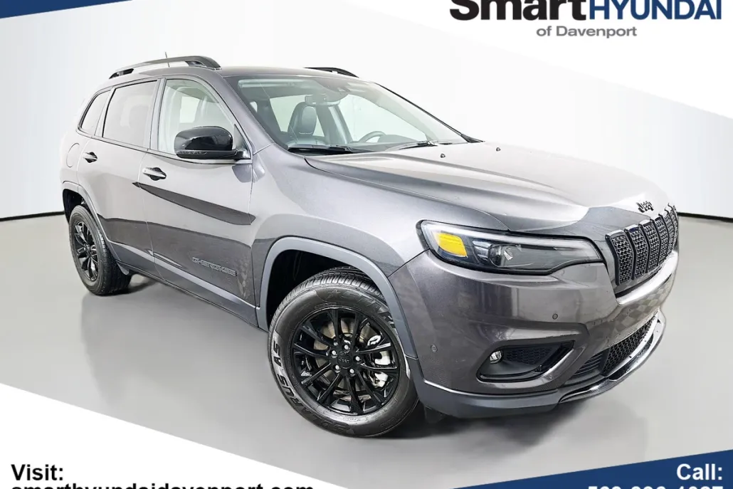 2023 Jeep Cherokee Altitude Lux photo 1