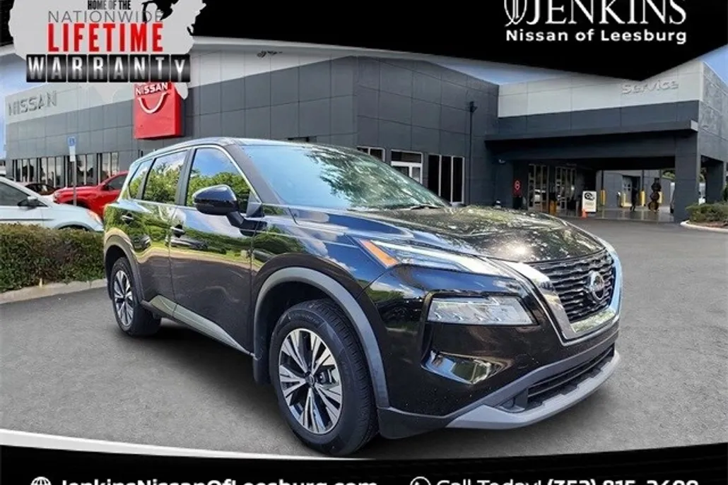 2023 Nissan Rogue SV photo 1